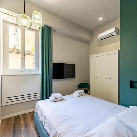 Romantic Duomo Konukevi 3*